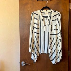 Maeve Tunic. Cream with Black Stripes. Size 4.